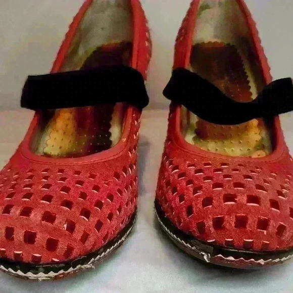 JAMBU LEATHER HIGH HEELS - Picture 7 of 7